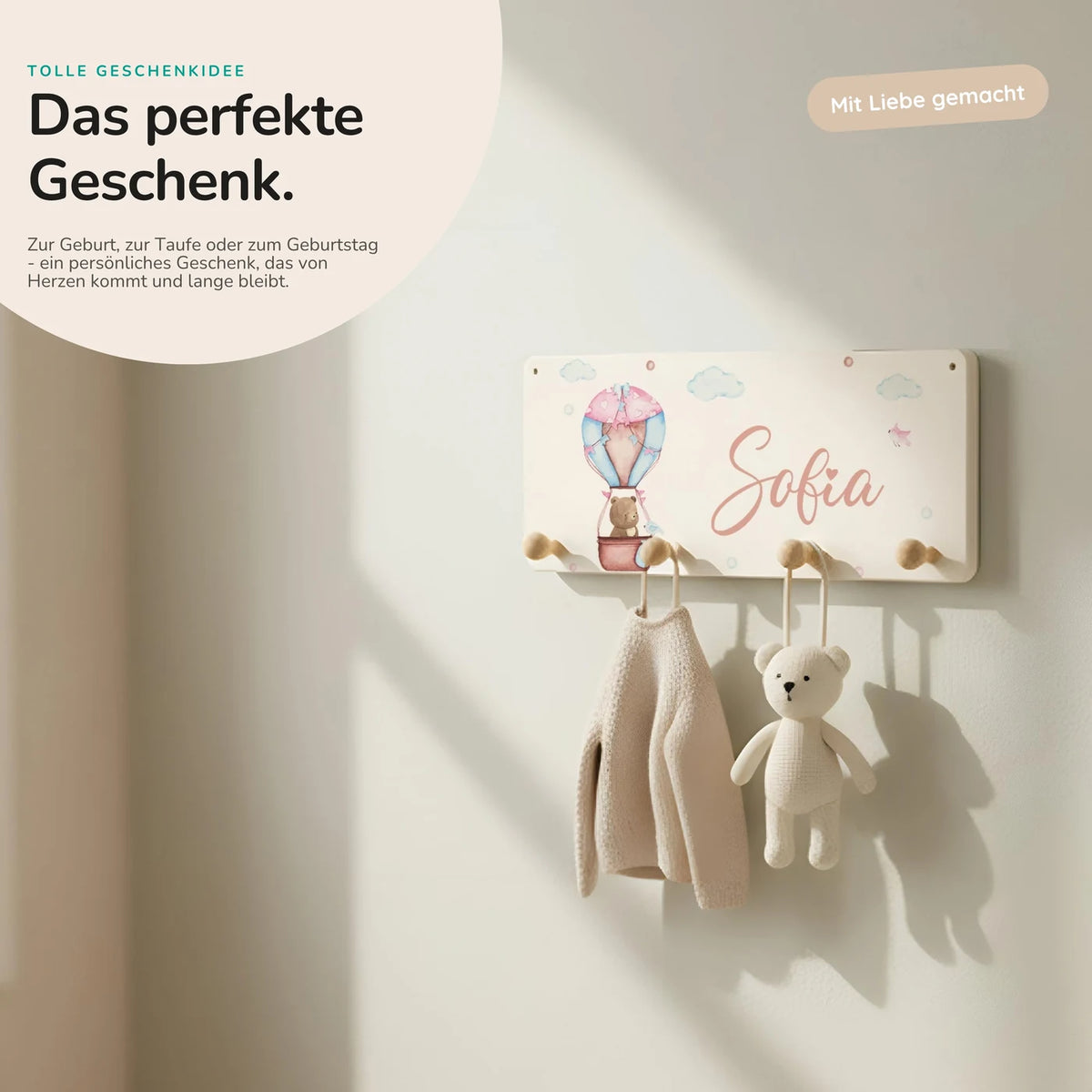 Kindergarderobe Holz personalisiert - Ballon Bär