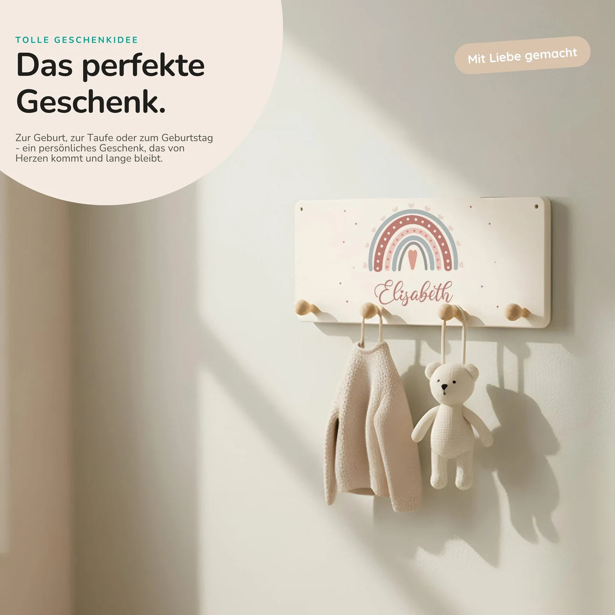 Kindergarderobe Holz personalisiert - Regenbogen