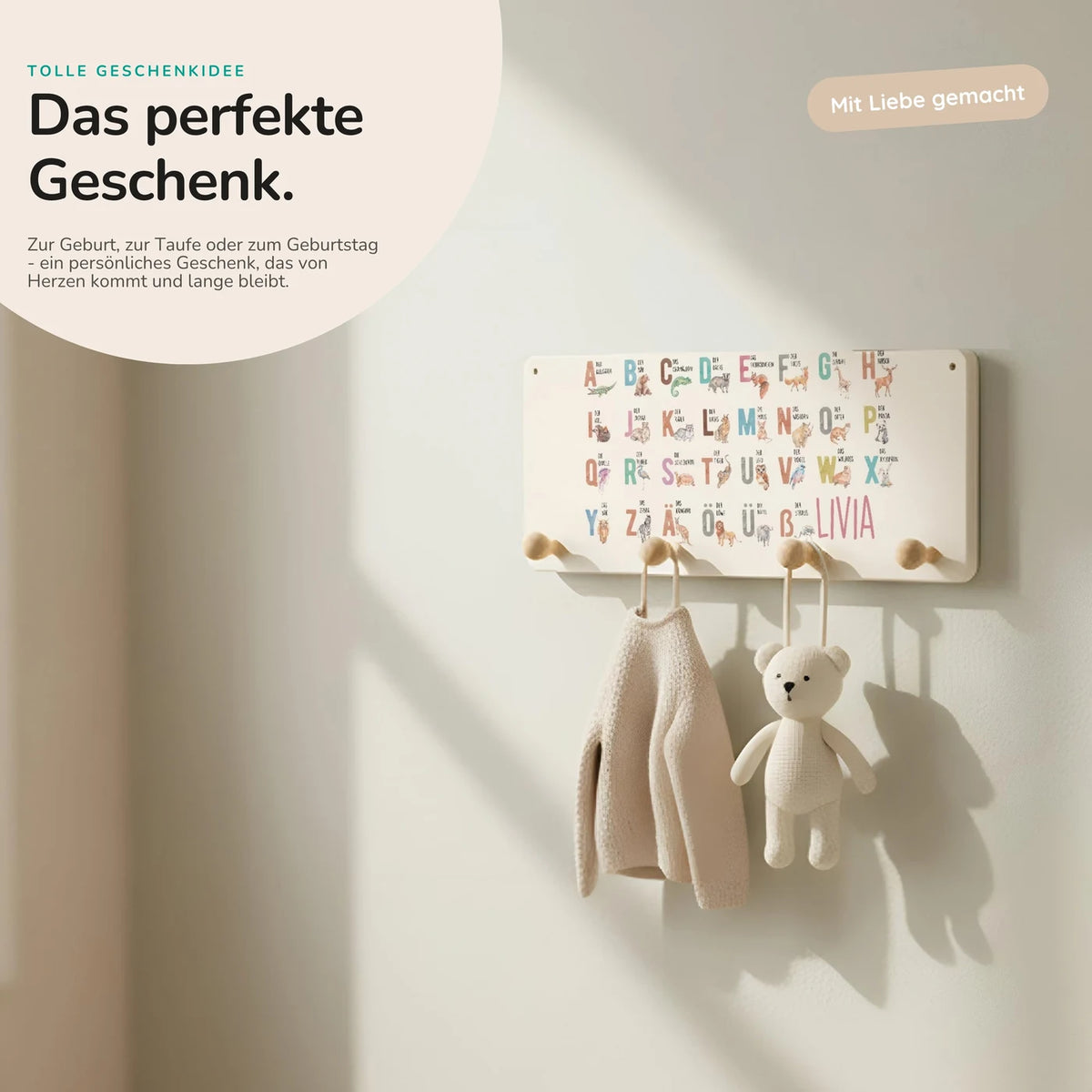 Kindergarderobe Holz personalisiert - ABC Tiere
