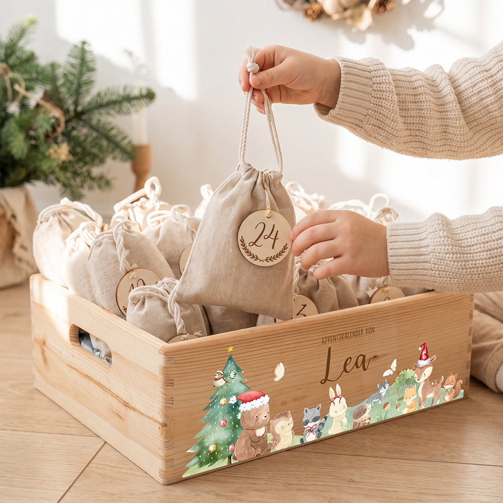 Adventskalender zum Befüllen "Weihnachten mit winterlichen Tierfreunden" personalisiert