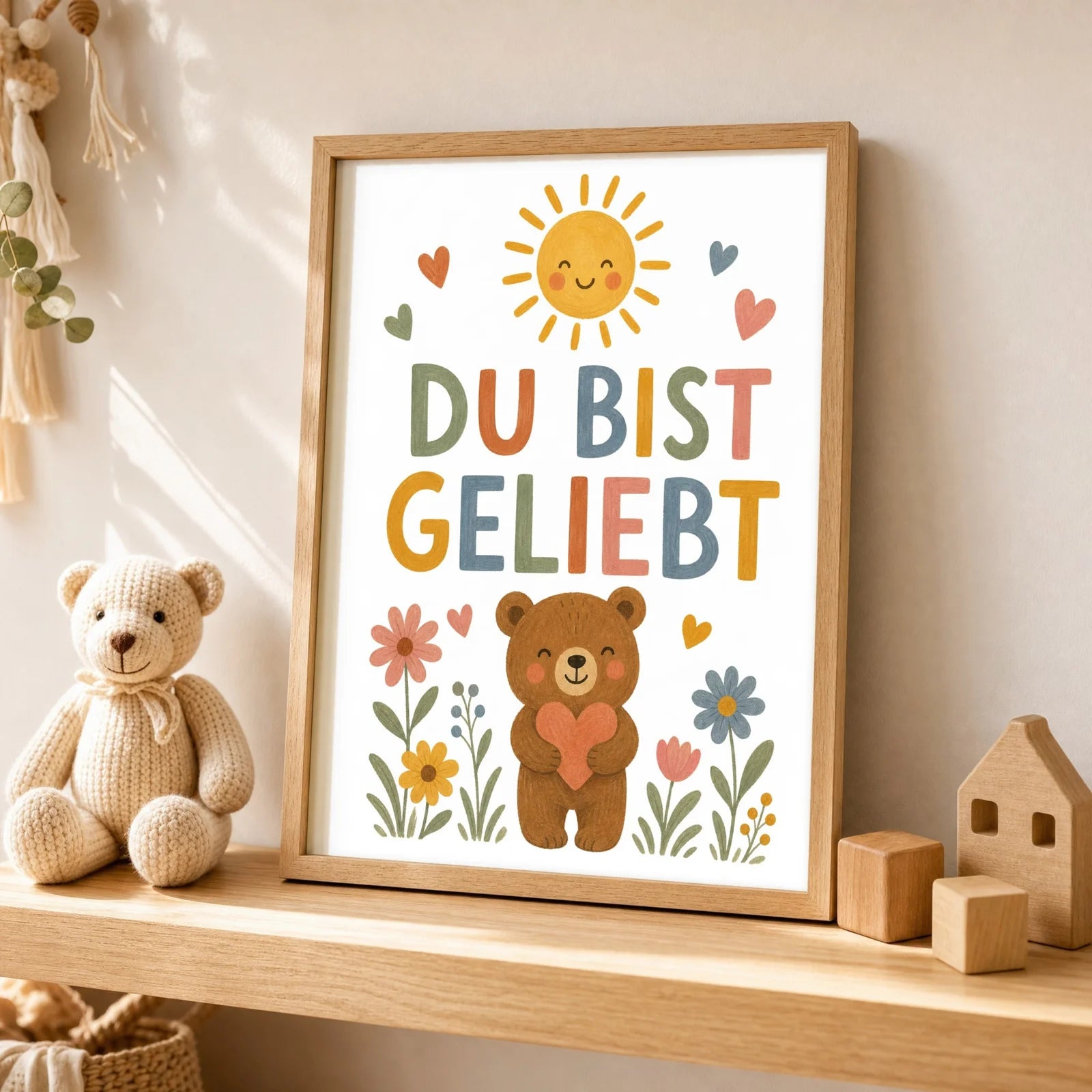 Affirmationsposter Kinderzimmer BĂ€r Du bist geliebt, als Wandbild ĂŒber der Spielecke