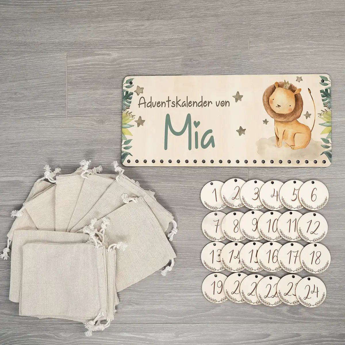Personalisierbarer Adventskalender farbig - Safari Löwe