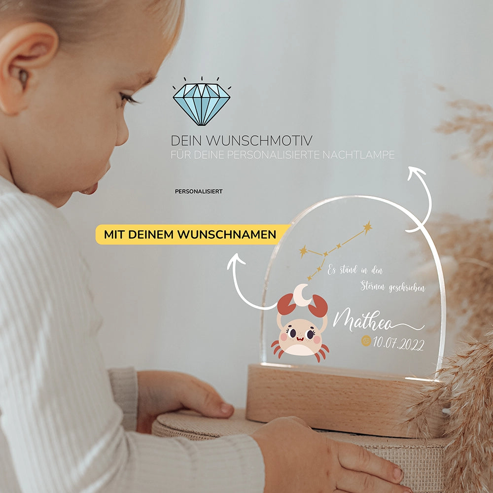 Kleinkind mit Nachtlicht Sternzeichen Krebs mit Wunschnamen â Babygeschenk personalisiert