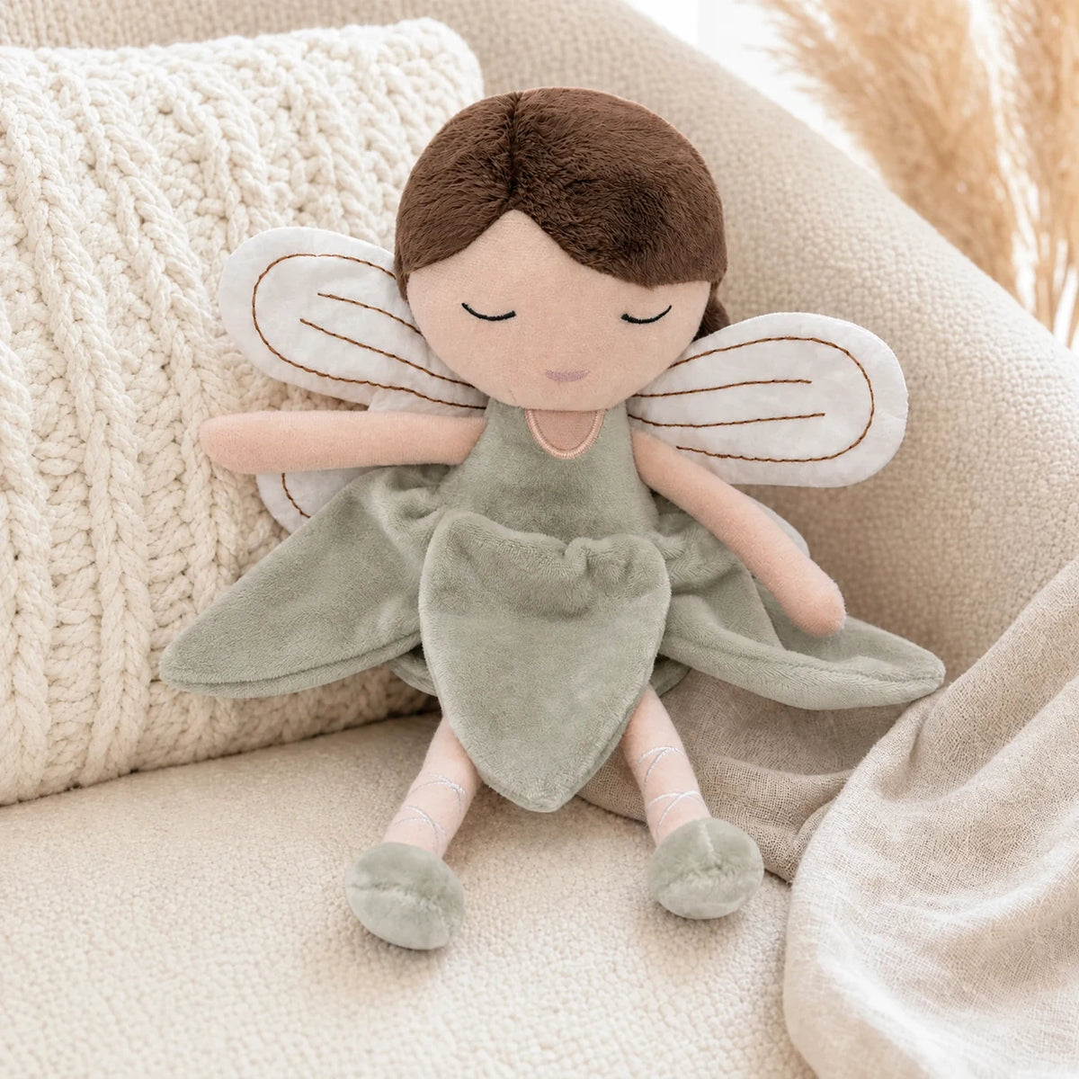 Jollein Stoffpuppe Fee Salbei ohne Namen, Kuschelpuppe im Kinderzimmer