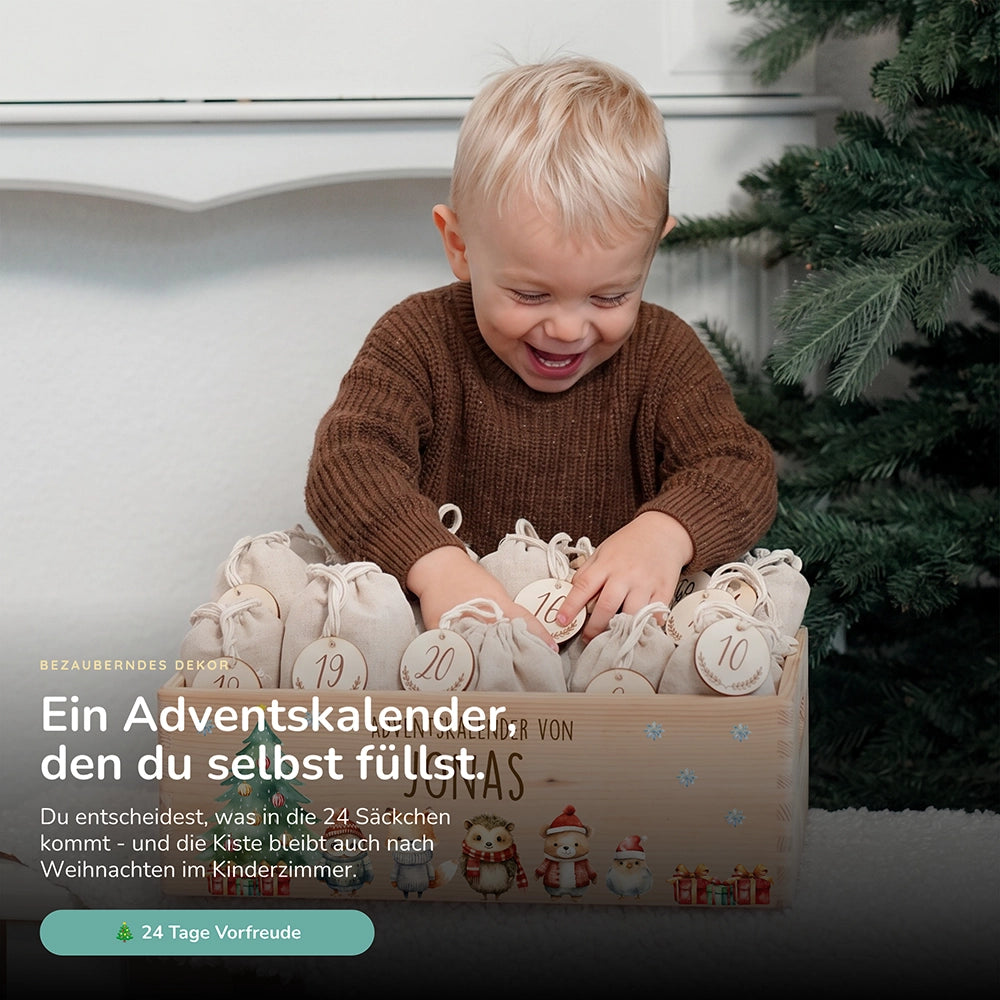 Adventskalender Kinder zum Befüllen, Kind öffnet ein Jutesäckchen