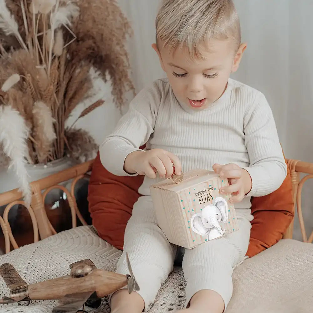 Spardose Kinder, Sparschwein personalisiert bunt - Elefant mit Pünktchen
