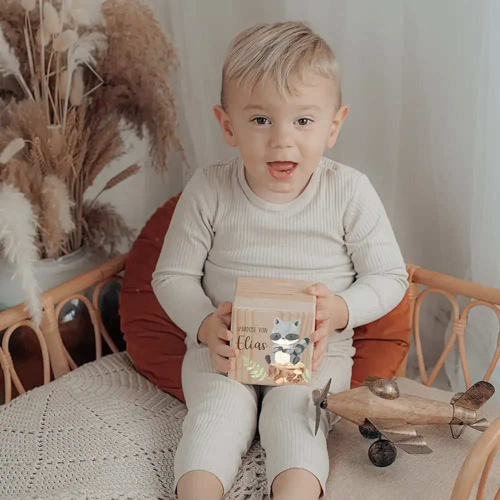 Spardose Kinder, Sparschwein personalisiert bunt - Waschbär