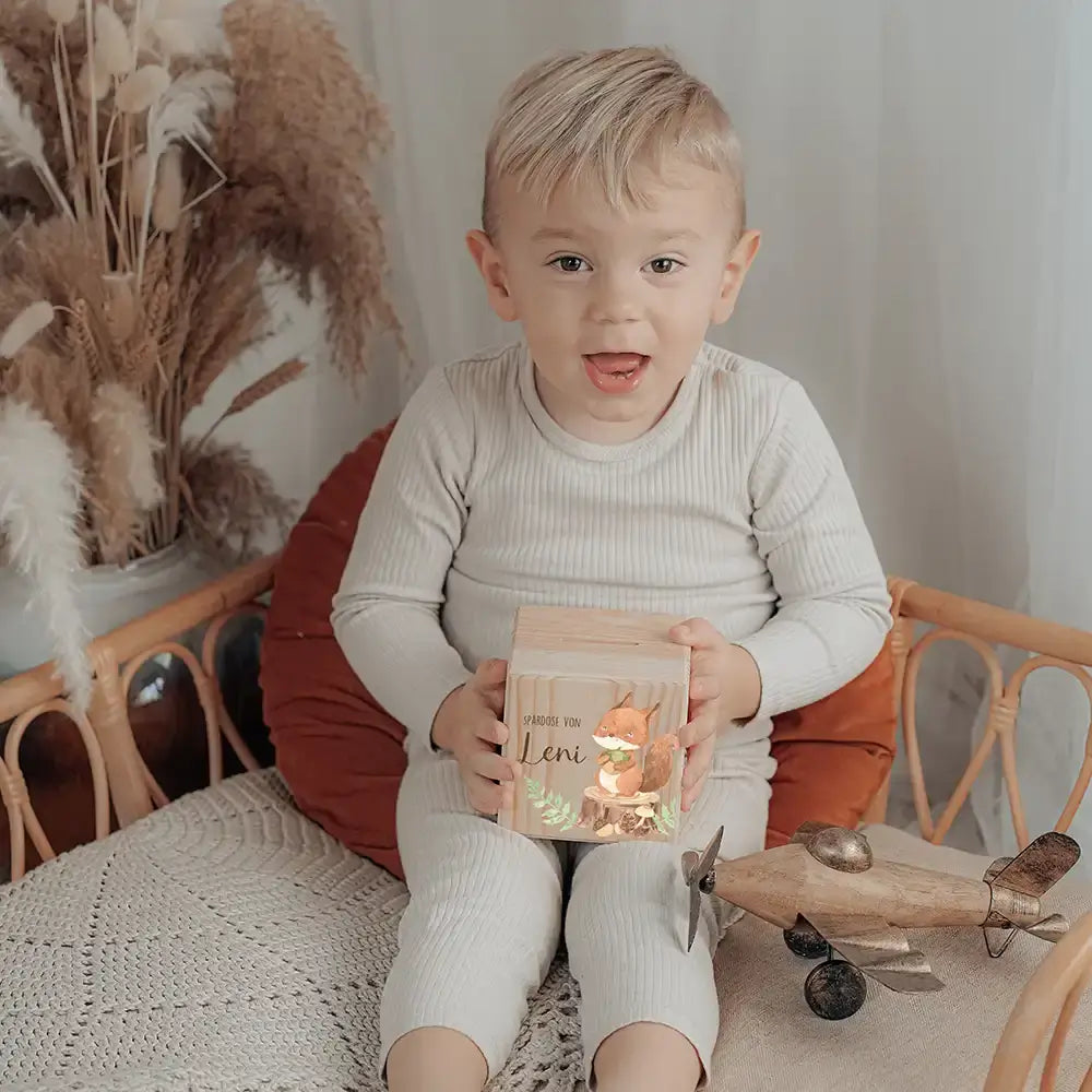 Spardose Kinder, Sparschwein personalisiert bunt - Eichhörnchen Waldtiere