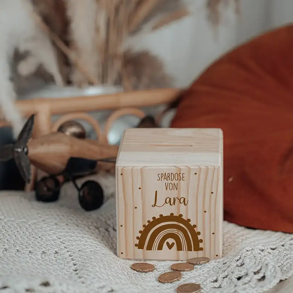 Spardose Kinder, Sparschwein personalisiert - Regenbogen mit Herz