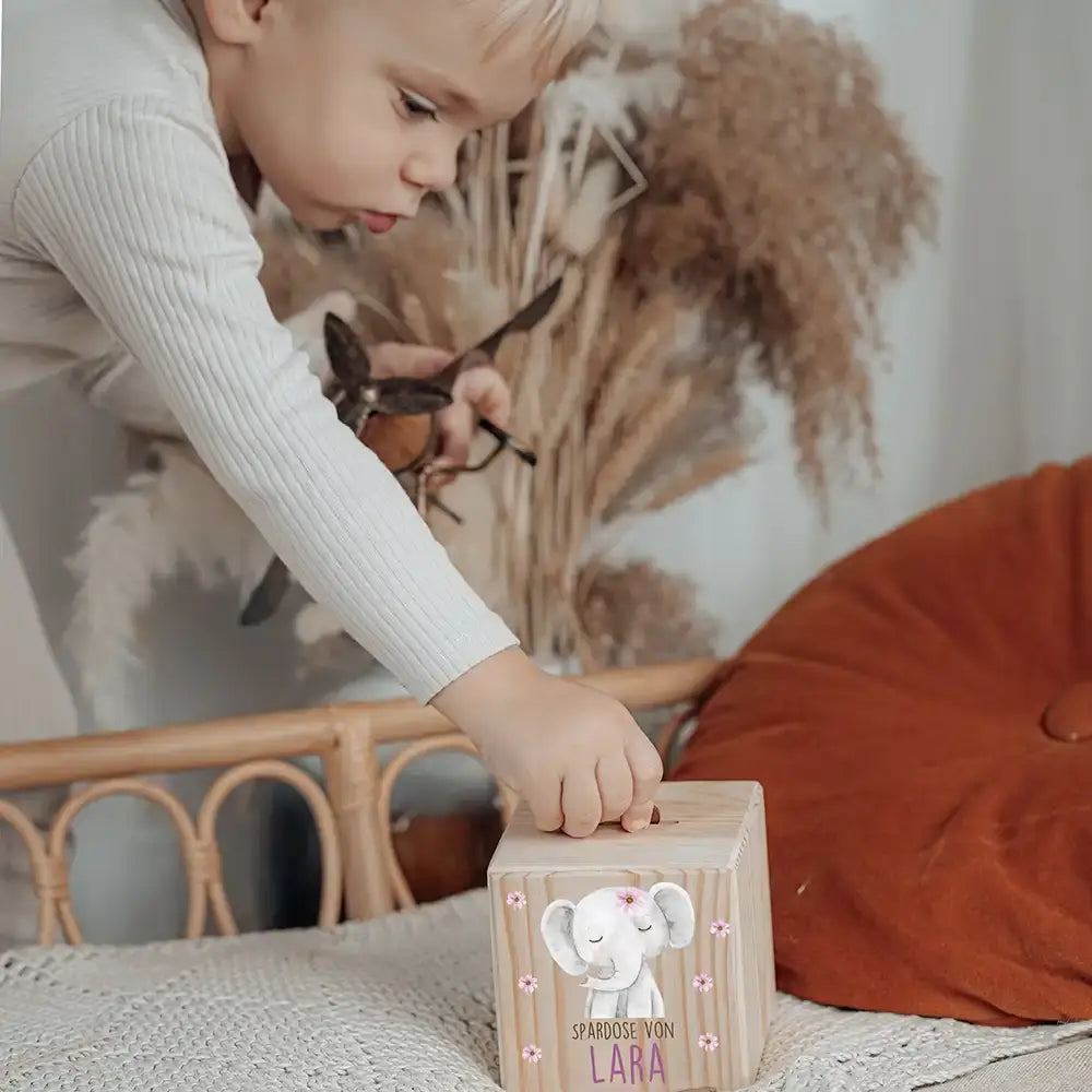 Spardose Kinder, Sparschwein personalisiert bunt - Elefant mit Blumen