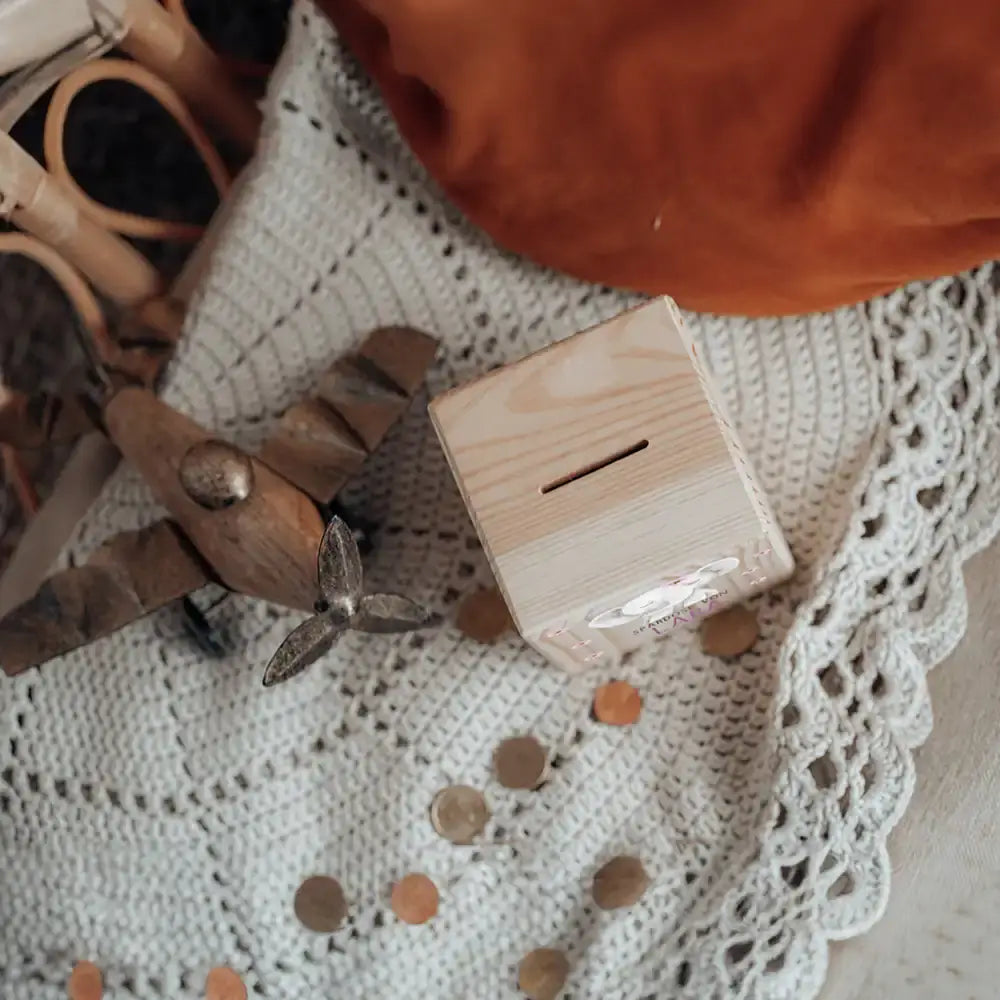 Spardose Kinder, Sparschwein personalisiert bunt - Elefant mit Blumen