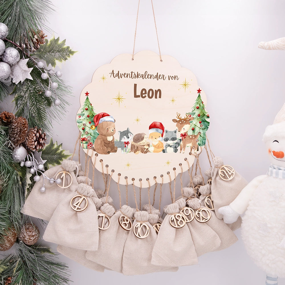 Personalisierter runder Adventskalender Kinder aus Holz - Winterwunderland