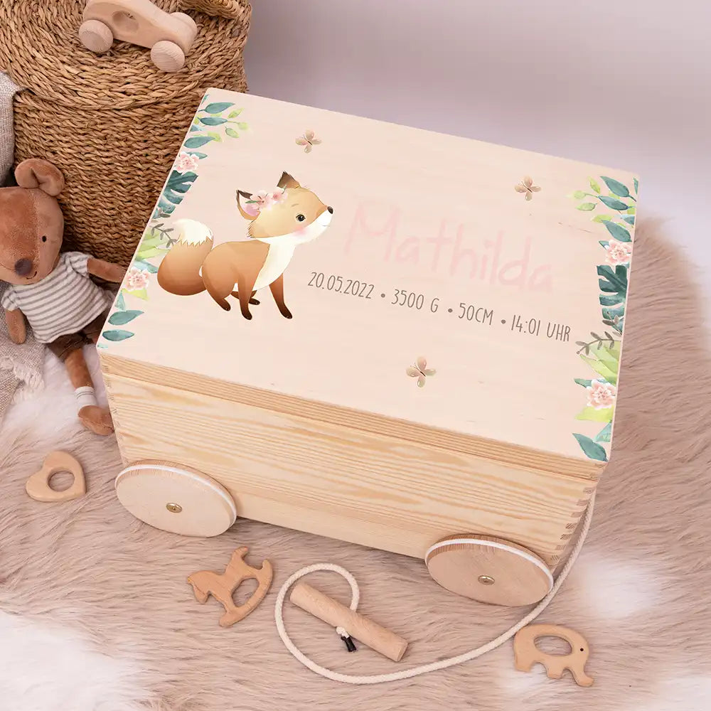 Spielzeugkiste mit Rädern personalisiert - Fuchs