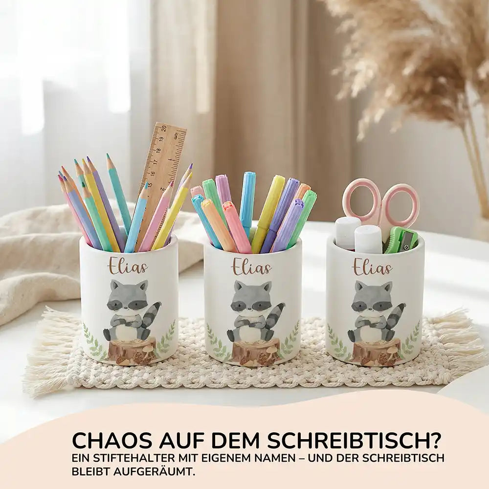 Personalisierter Stiftehalter WaschbÀr Wald aus Keramik - Wunschname - Kidsmood.de