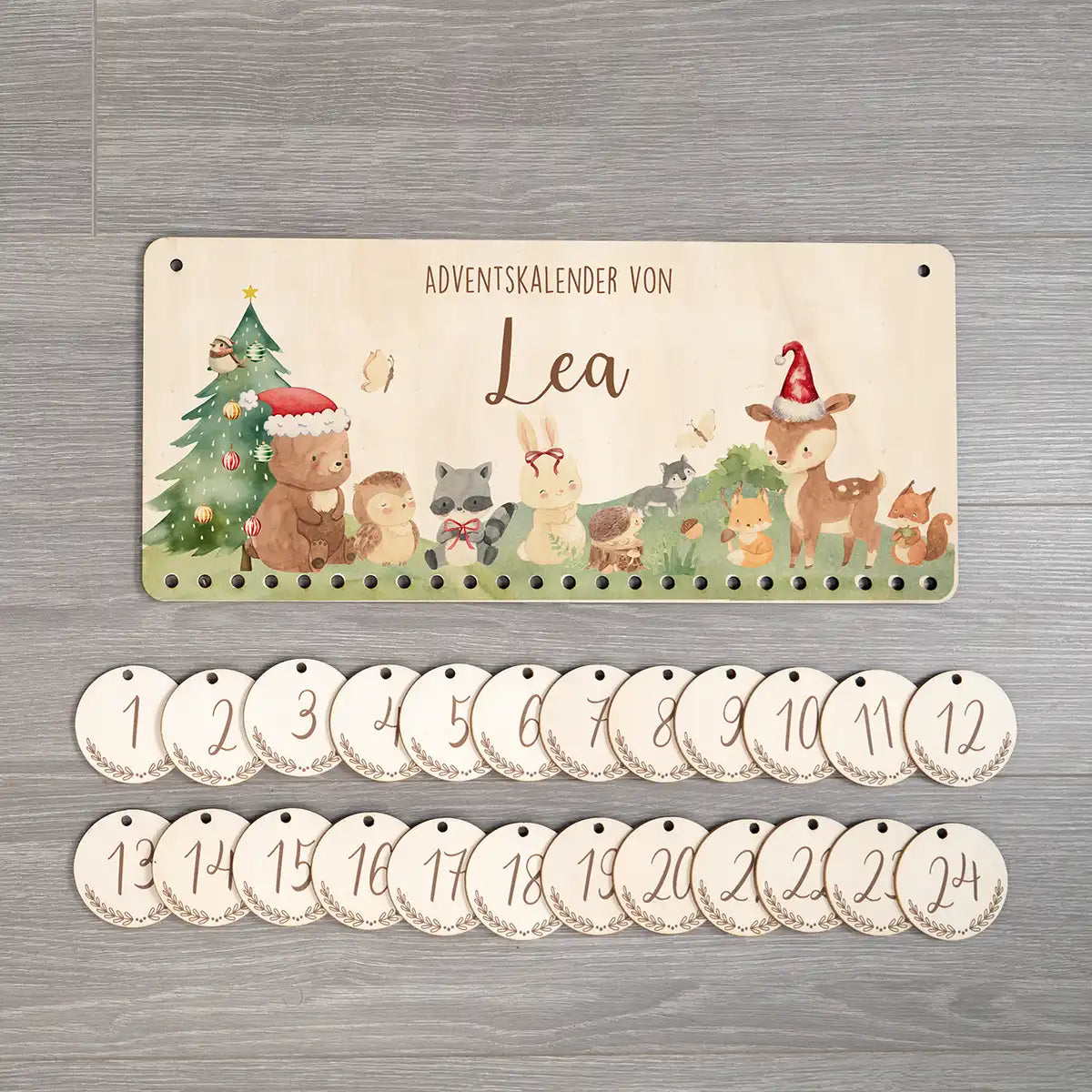 Personalisierbarer Adventskalender farbig - Niedliche Waldtiere