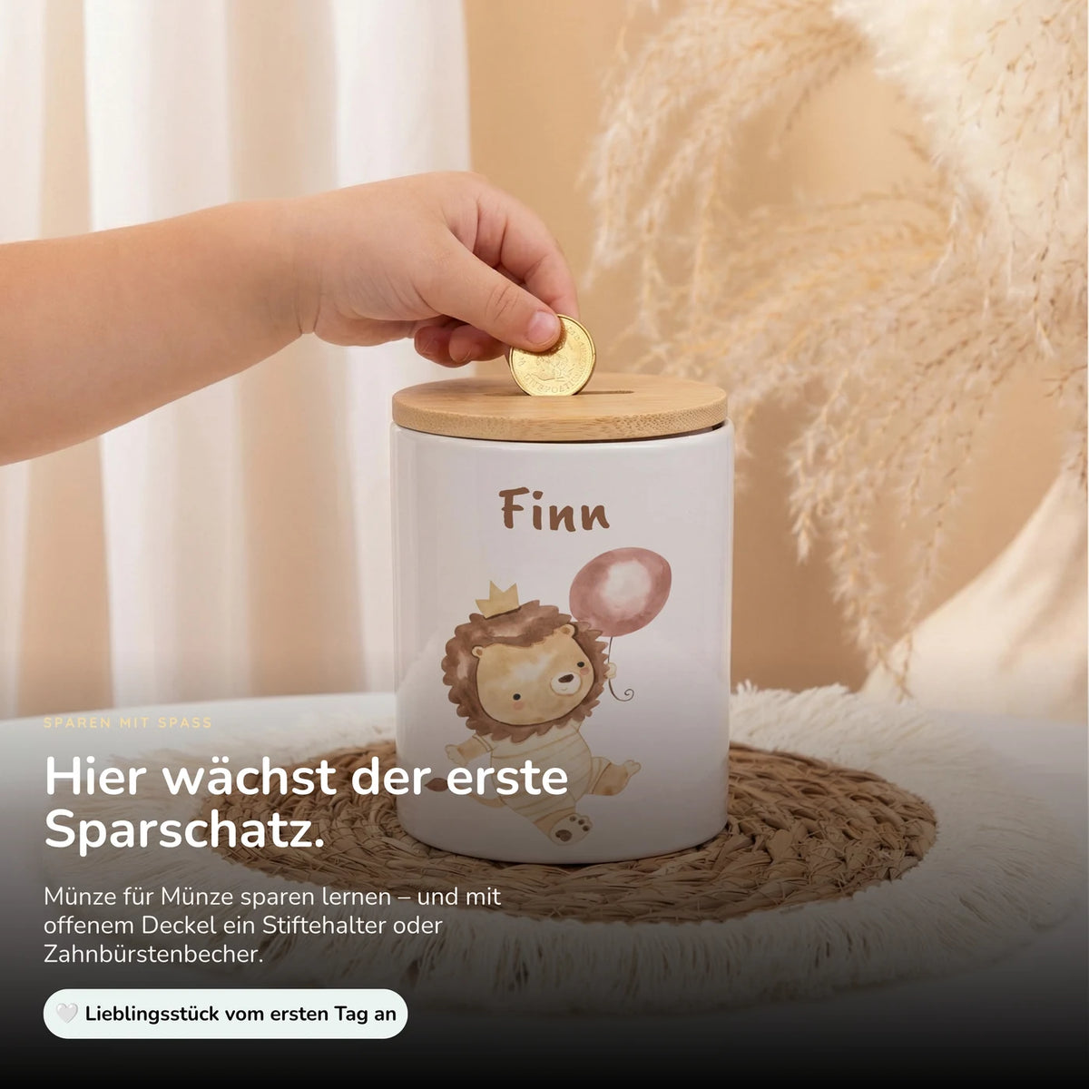 Personalisierte Spardose Löwe Geburtstag – Keramik & Bambus mit Wunschname