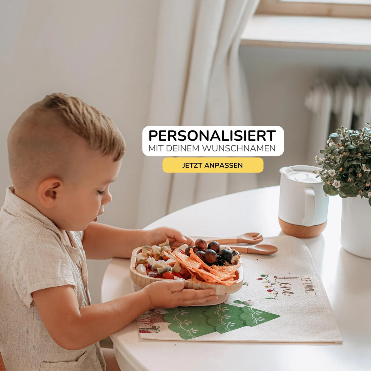 Tischset Kinder personalisiert Weihnachtsmotiv - Weihnachtsmärchen im Tierwald