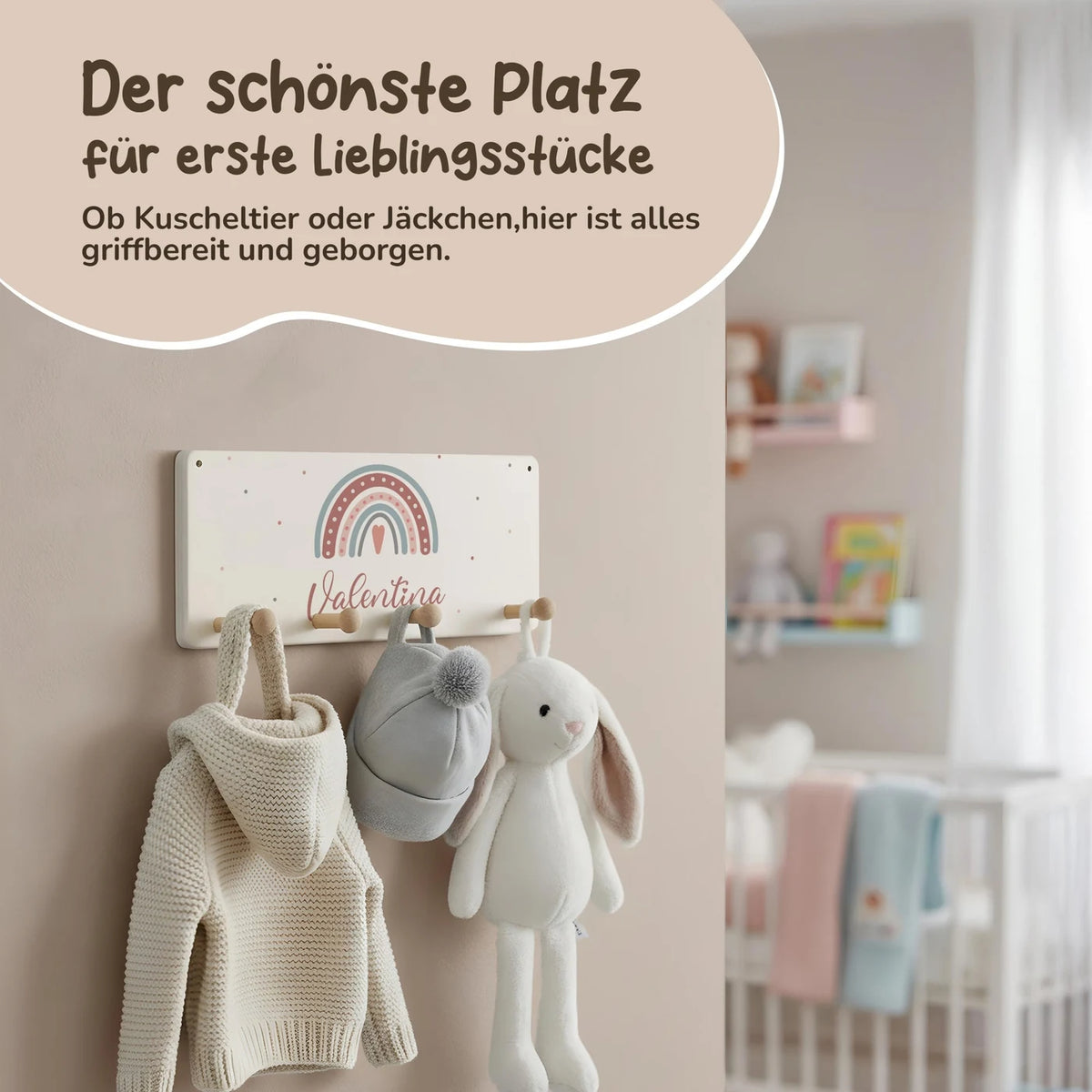 Kindergarderobe Holz personalisiert - Regenbogen Herz