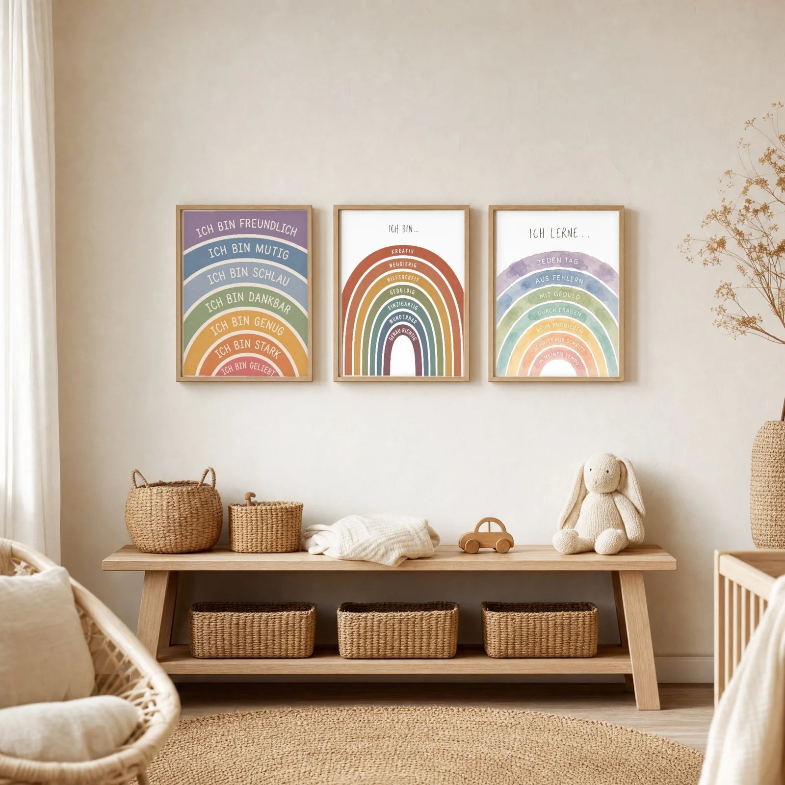 Affirmationsposter Kinderzimmer Regenbogen Terracotta, im Jungenzimmer