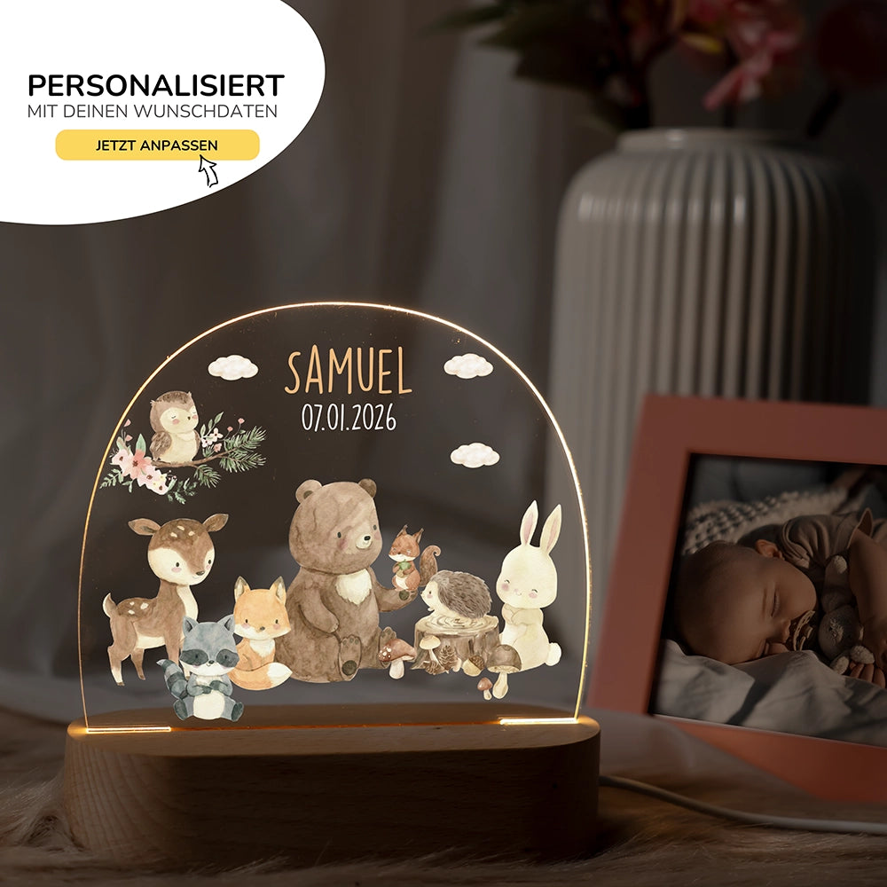 Nachtlicht Bär mit Namen im Kinderzimmer – personalisiertes Geschenk zur Geburt