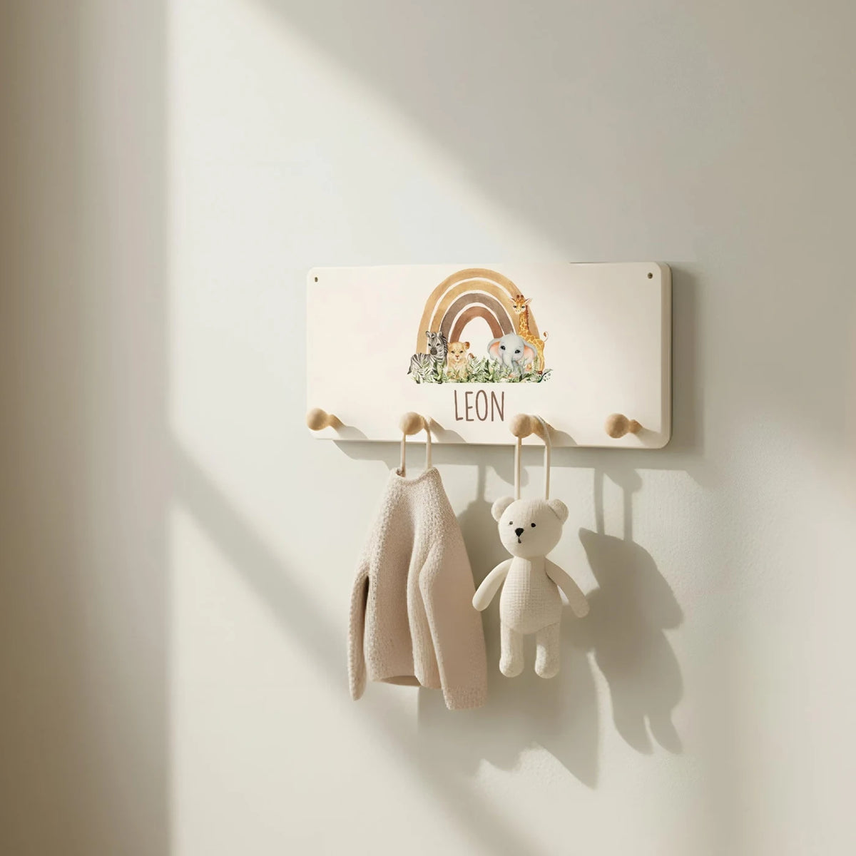 Kindergarderobe Holz personalisiert - Rainbow Animals