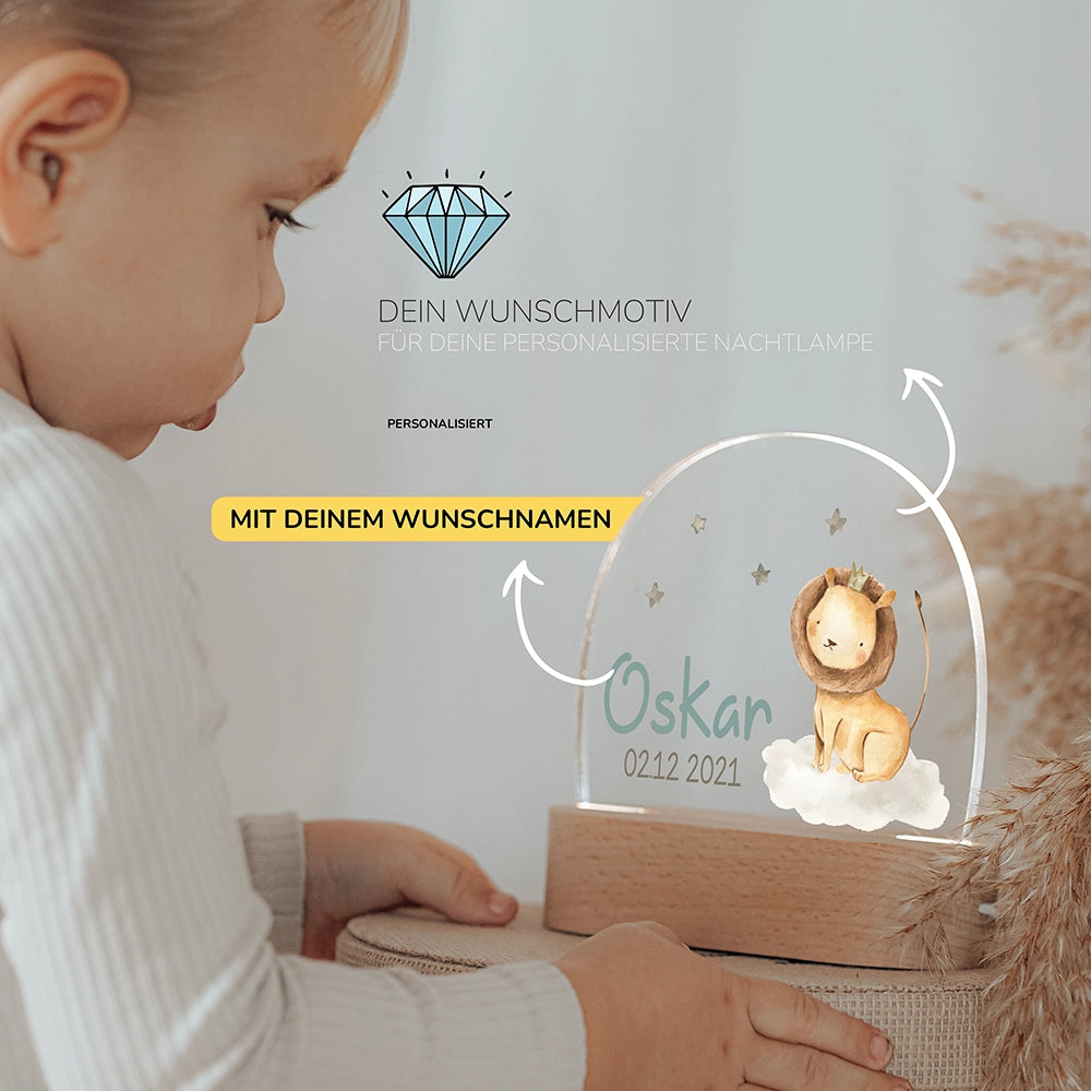 Kleinkind mit Nachtlicht Löwe mit Wunschnamen – Babygeschenk personalisiert