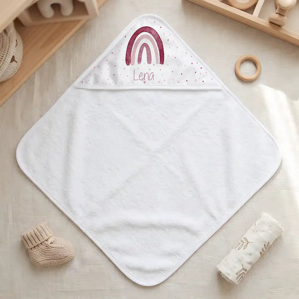 Personalisiertes Kapuzenhandtuch Baby Boho-Regenbogen – Freisteller 80×80 cm Topdown