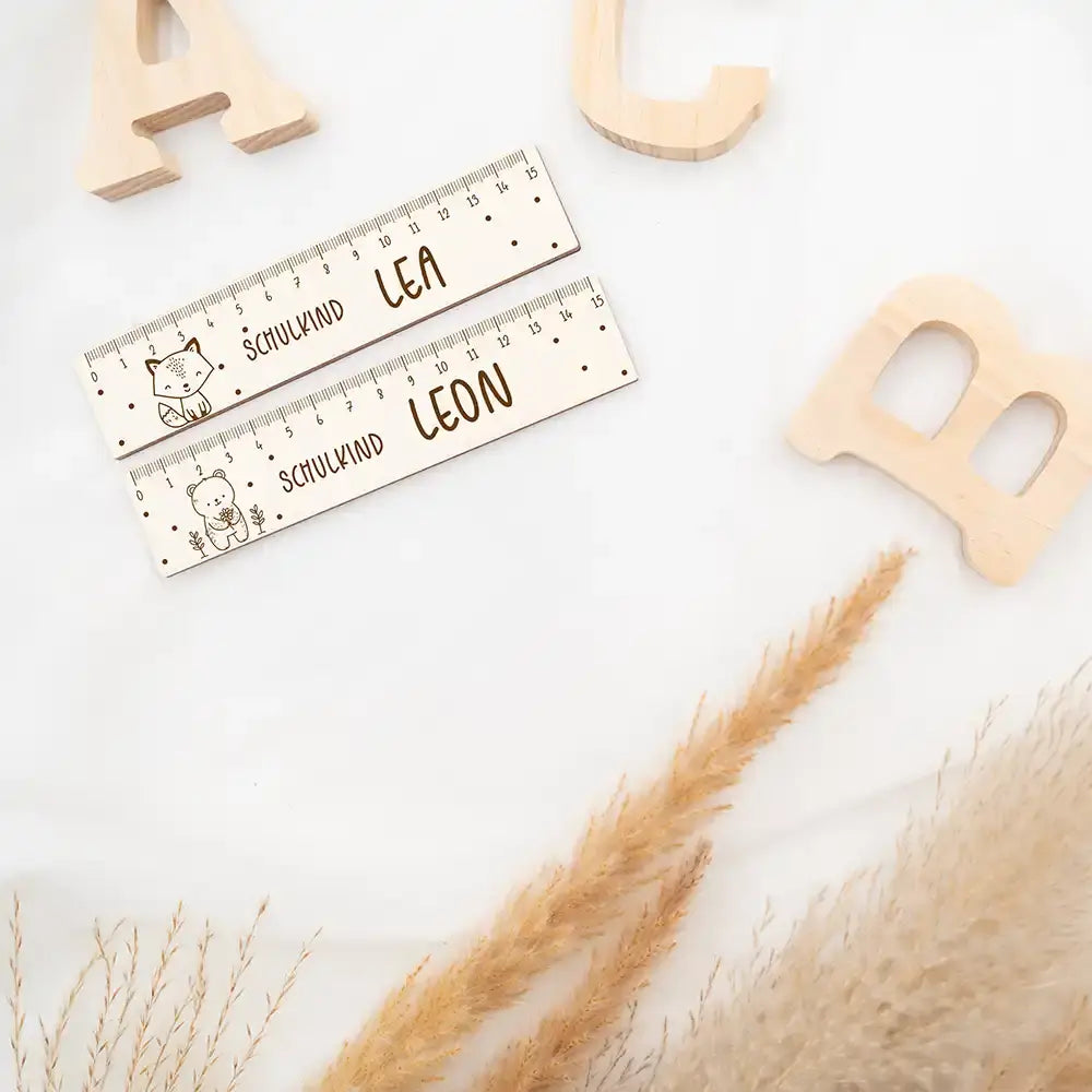 personalisierte holzlineal mit fuchs für den schulstart