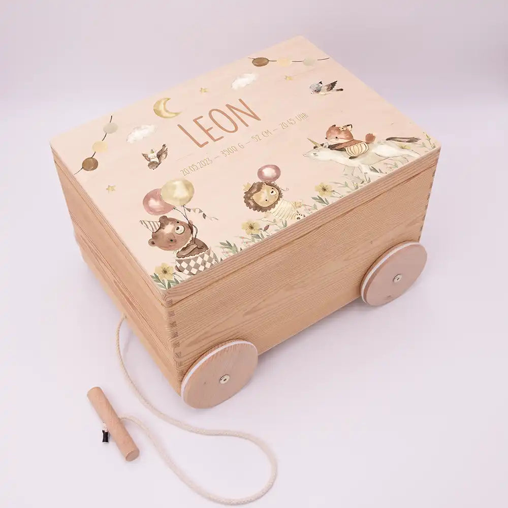 Spielzeugkiste mit Rädern personalisiert - Bezaubernde Waldtiere