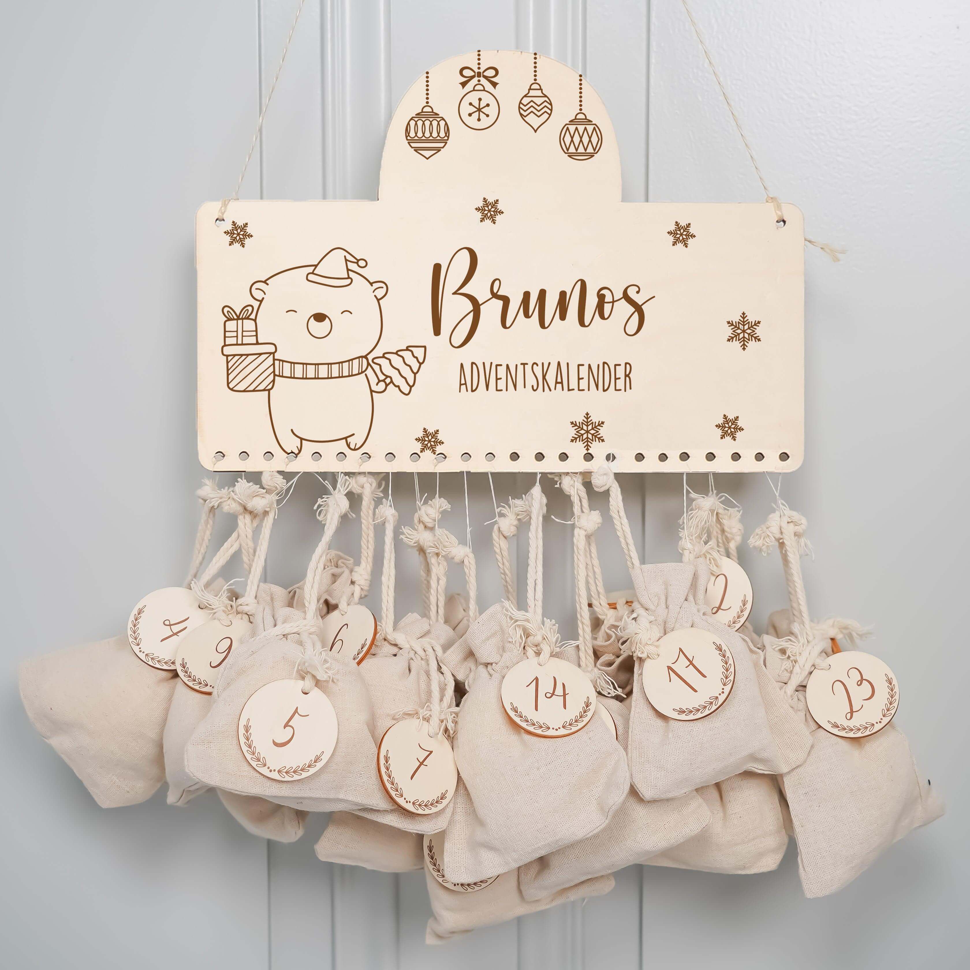 personalisierter adventskalender mit chrismas bär design