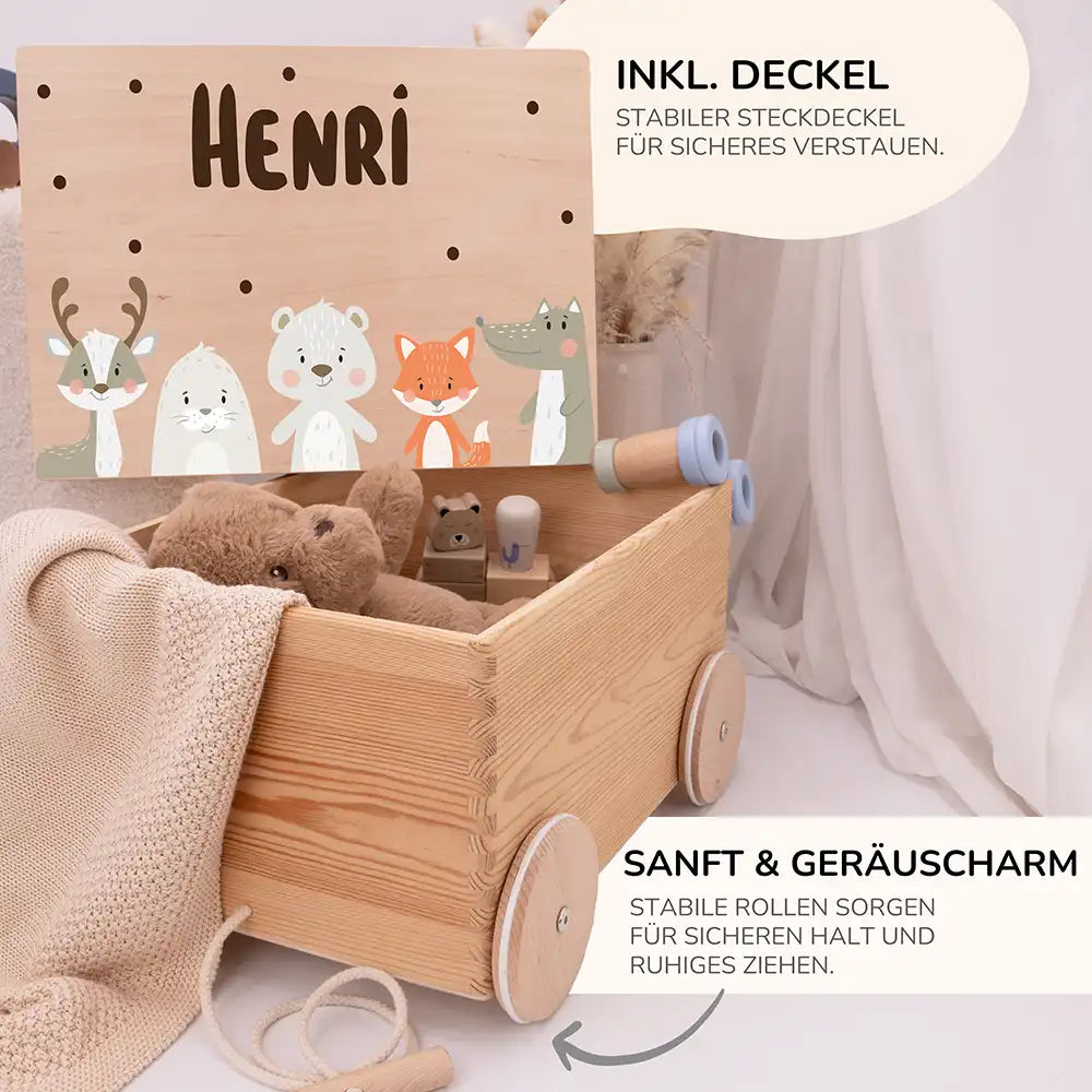 Spielzeugkiste mit Rädern personalisiert - Winterliche Waldtiere