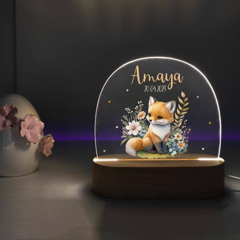 night lamp with fuchs design and personalized nameWillkommen auf der Welt – Geschenkset "Fuchs"