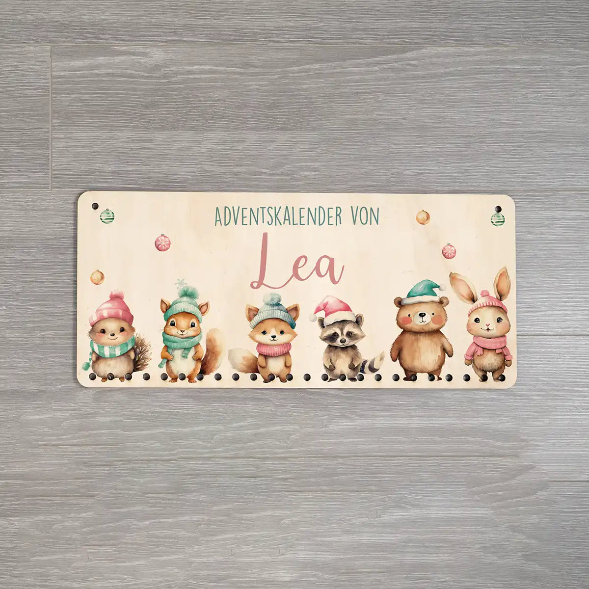 Personalisierbarer Adventskalender farbig - Glückliche Tierfamilie