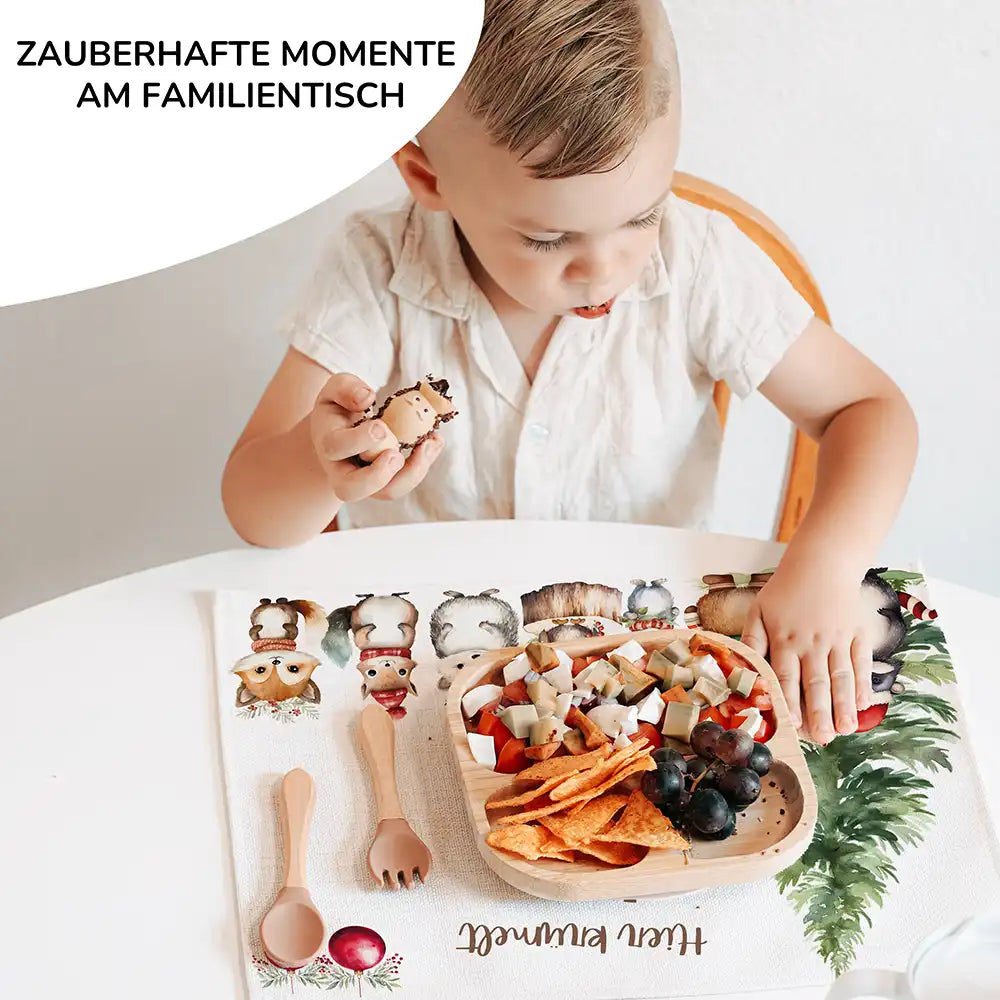 Tischset Kinder personalisiert Weihnachtsmotiv - Tierchen im Zauberwald