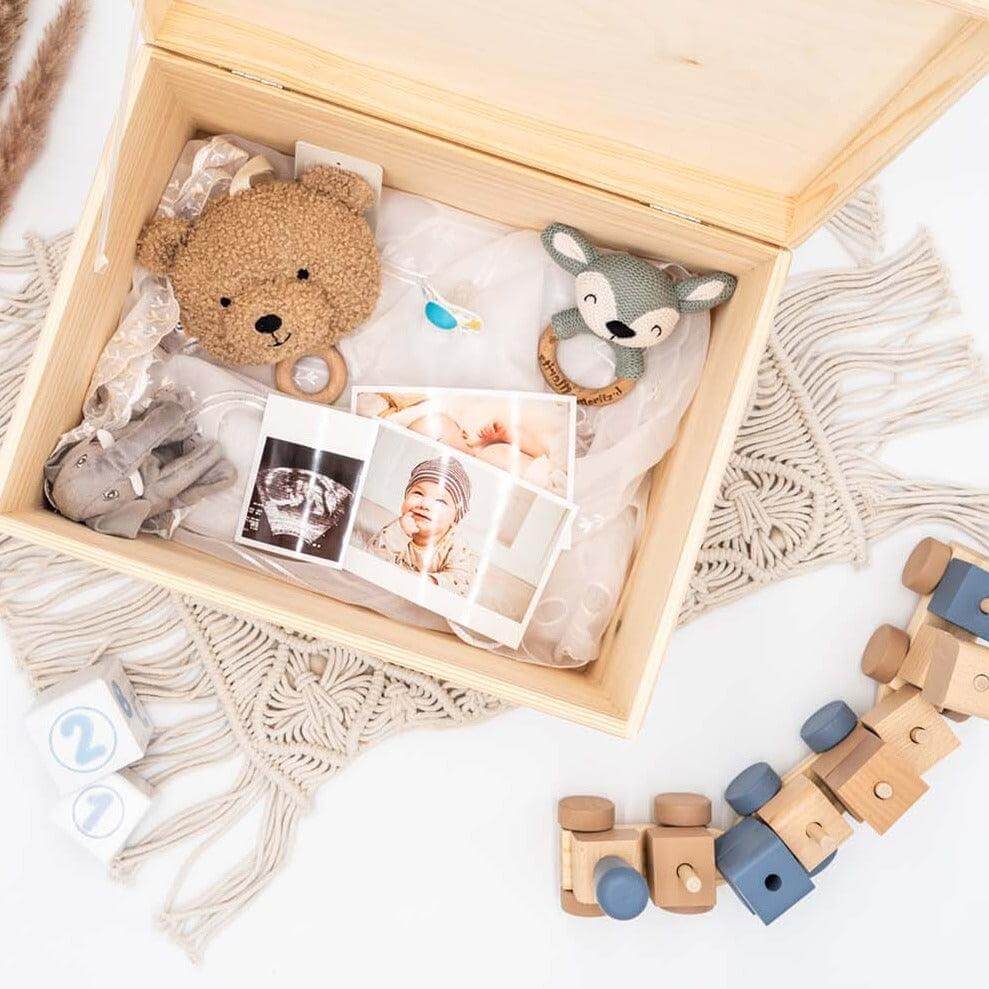 memory box with regenbogen design and personalized name