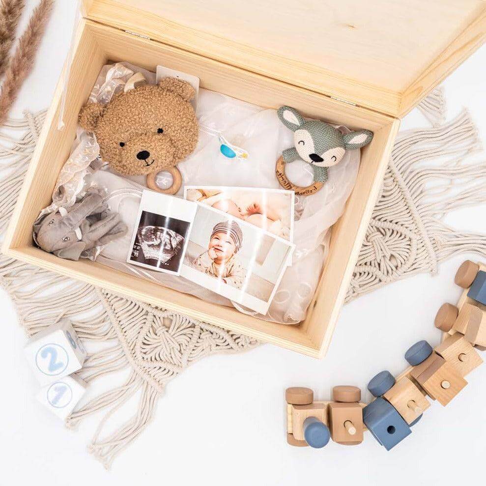 memory box with woodland tierfamilie design and personalized name